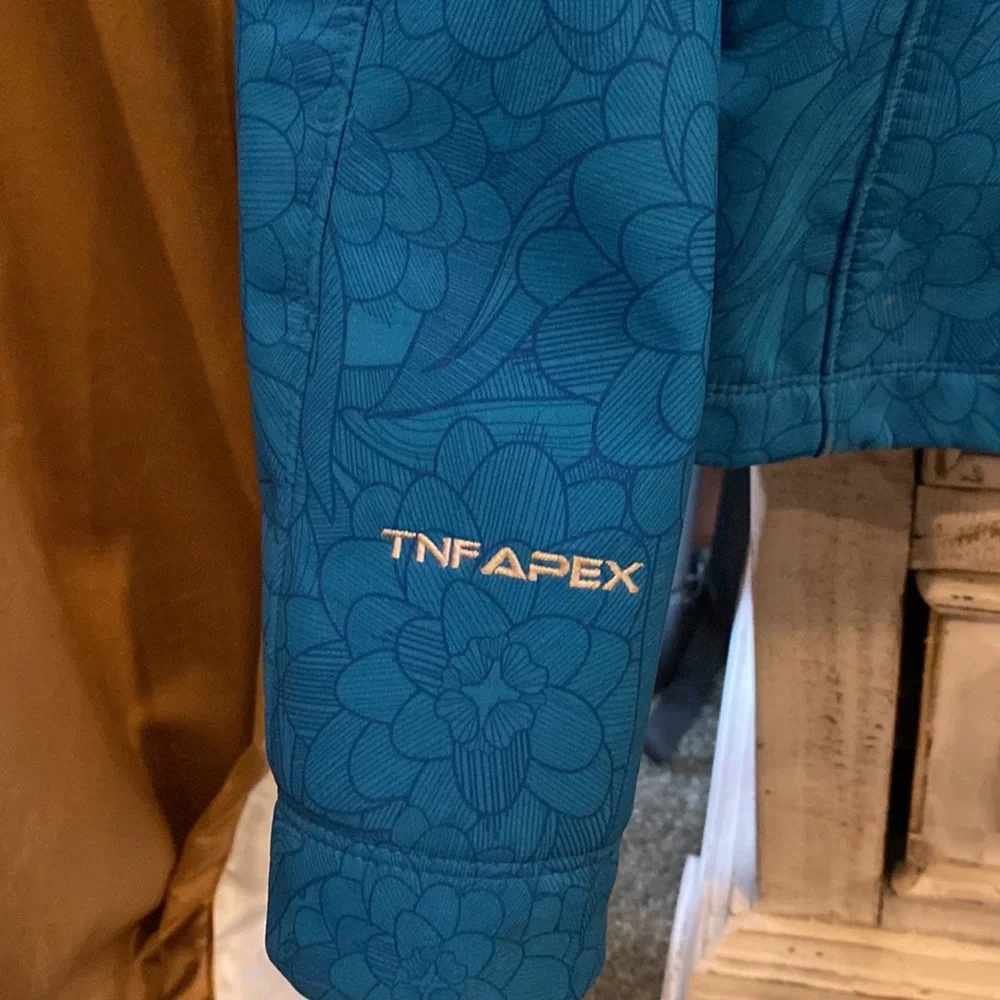 North face Shell - Picture 6 of 6